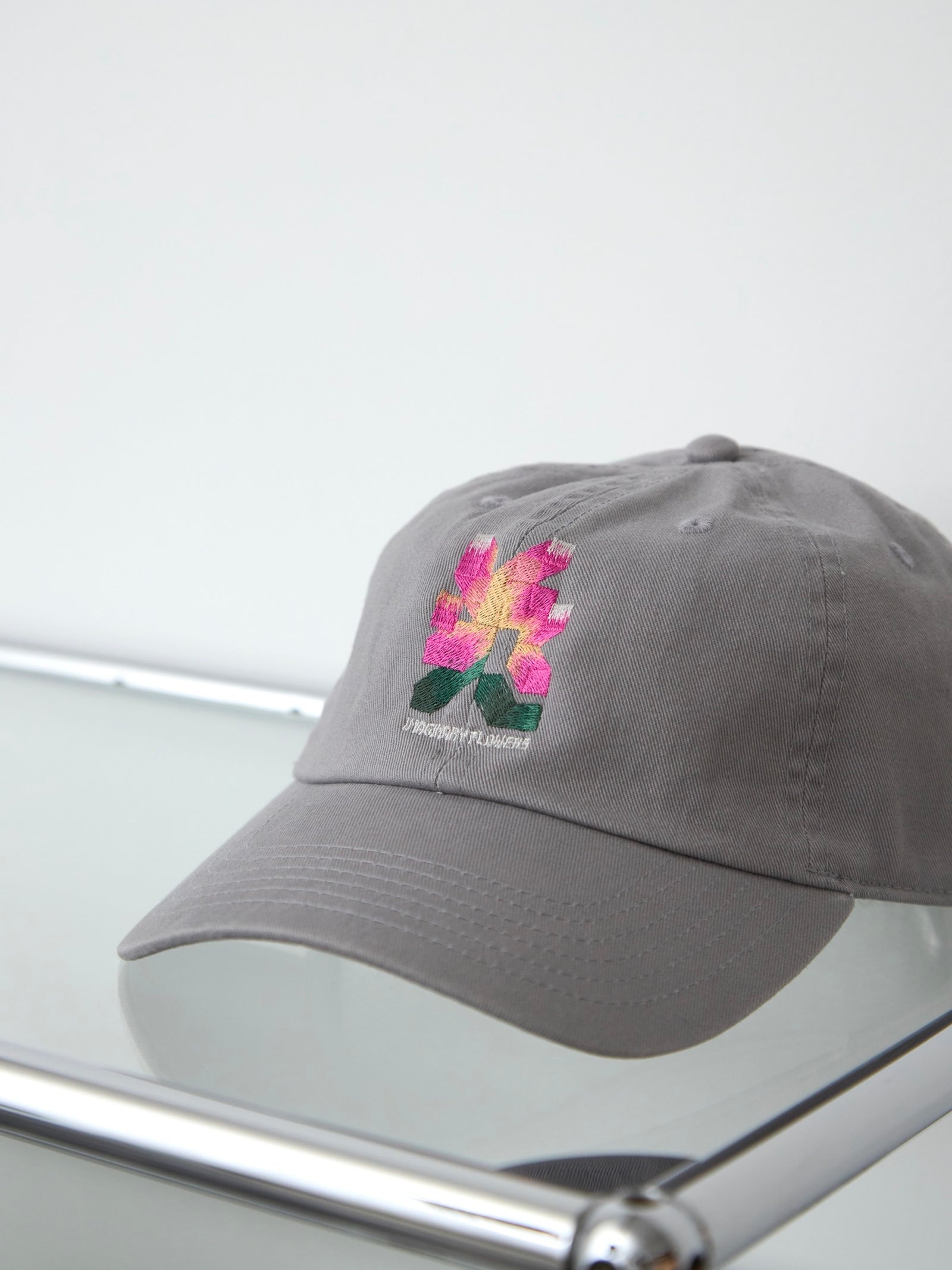 Coty Complice 女性用香水 フラワーキャップ PINK FLOWER CAP(ピンクフラワーキャップ) 7104 – GOAT OFFICIAL